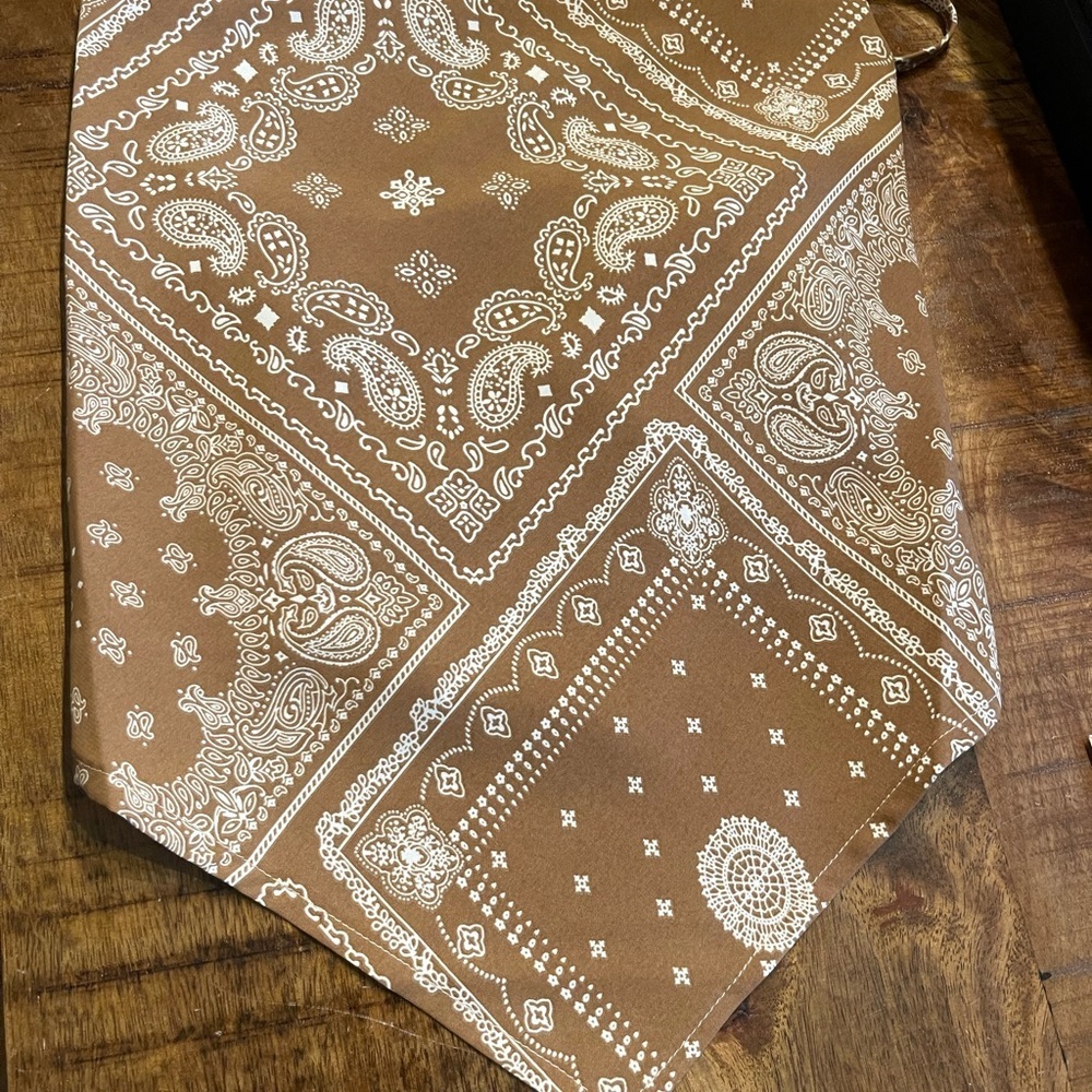 The LAINEY Bandana Top - Picture 7 of 8